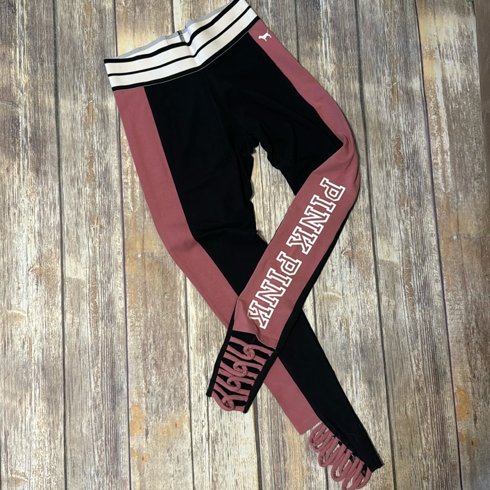 PINK Leggings/Yoga Pants